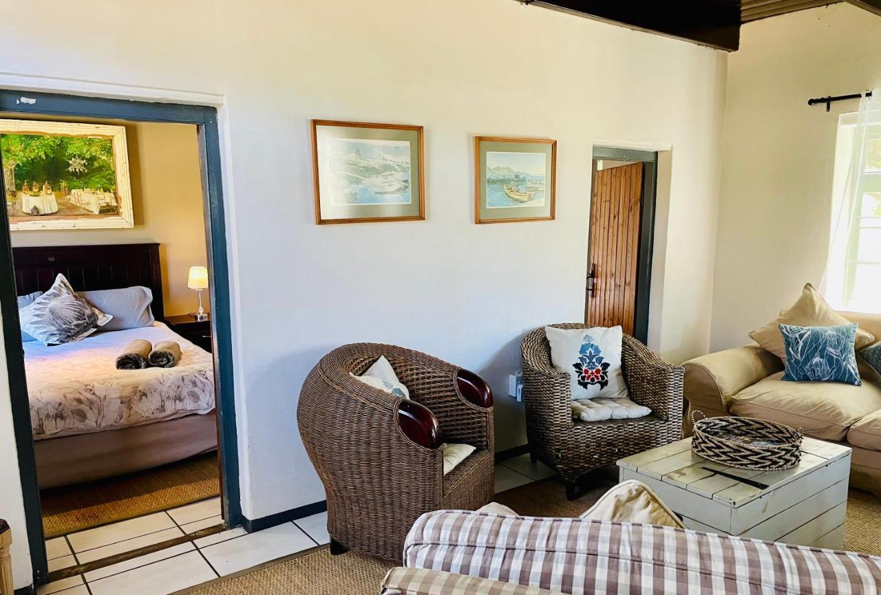 Kleine Vrede Farm Cottage Hermanus Exterior foto